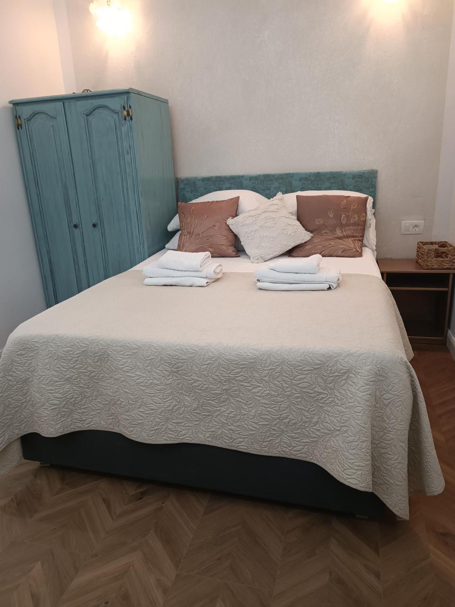 Apartment Golden Sunrise - 4 Ul.Petra Svacica11 Башка-Вода Экстерьер фото
